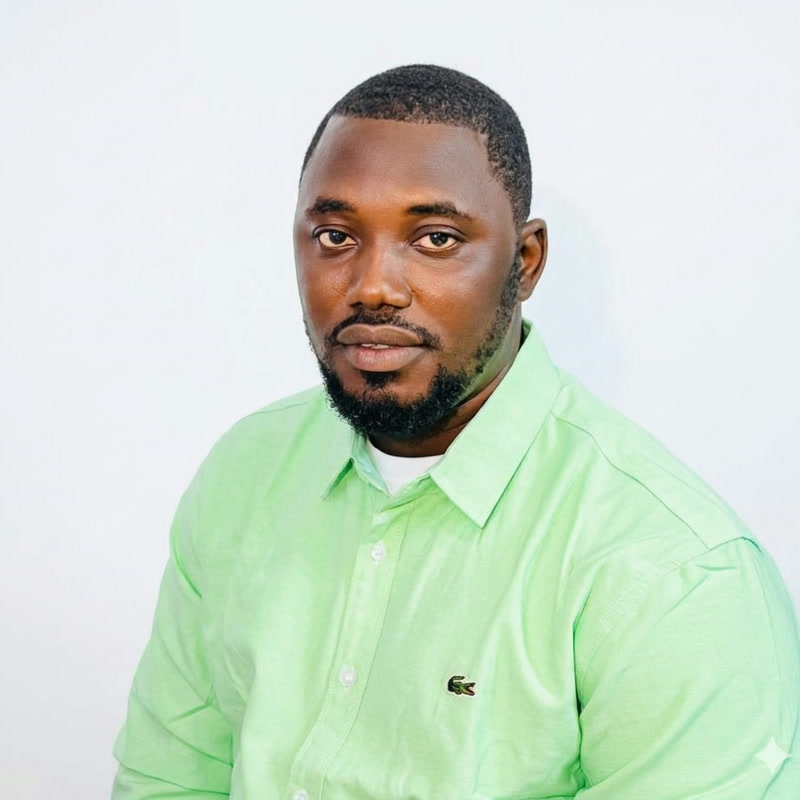 Portrait of Edward Gorvie Kaitibie, Procurement & Logistics Manager of LeoneGen